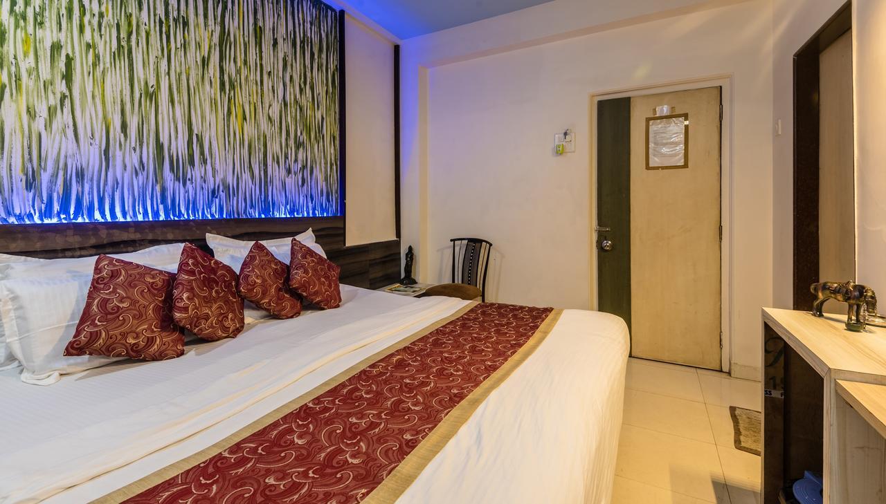 Hotel Panchratna Panvel Kültér fotó