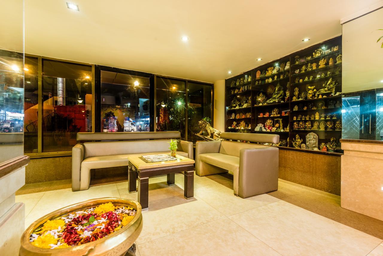 Hotel Panchratna Panvel Kültér fotó