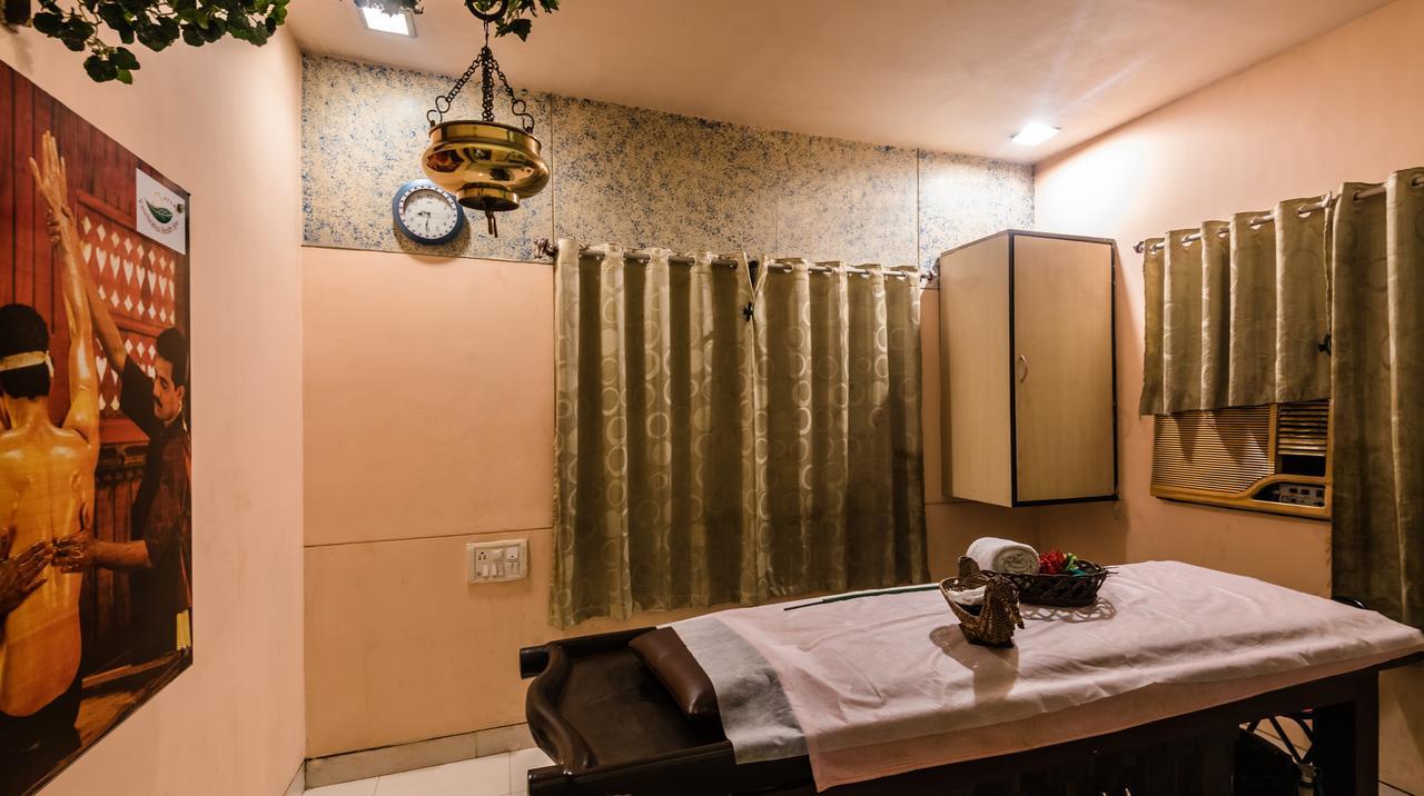 Hotel Panchratna Panvel Kültér fotó